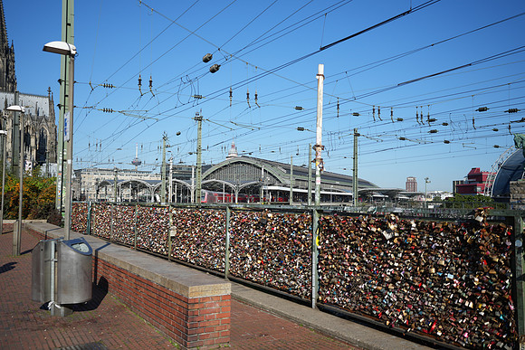 SRL03721