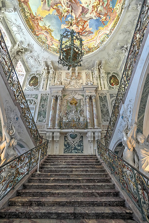 SRL03779_80_81_82_Interior 3